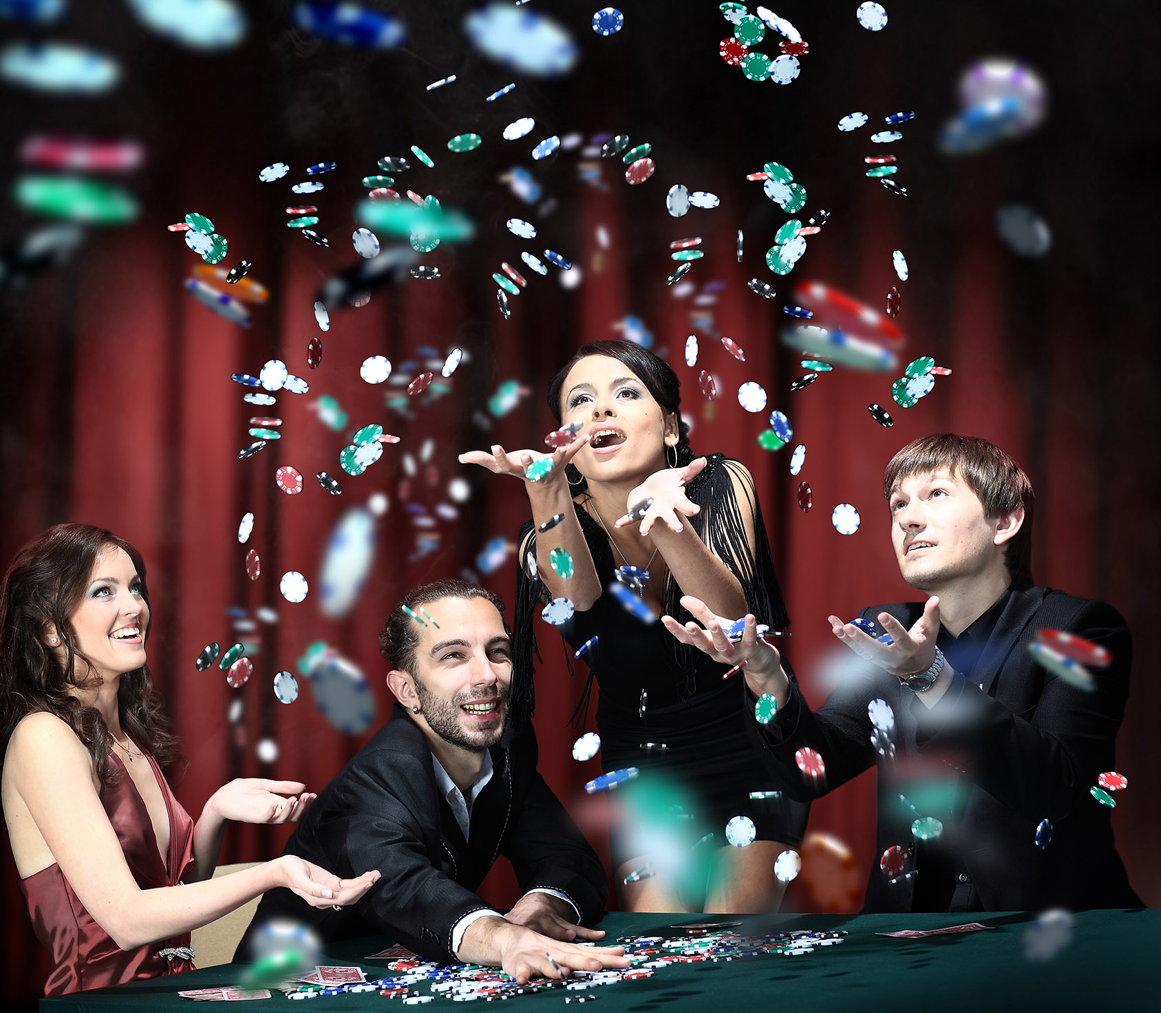 Casinoabend selber machen - wie organisiere ich eine Firmenfeier? Coole Ideen für Mottopartys